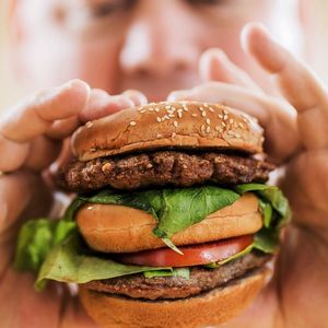 【摩登家庭】“要我说，我们互相妥协一下吧。”