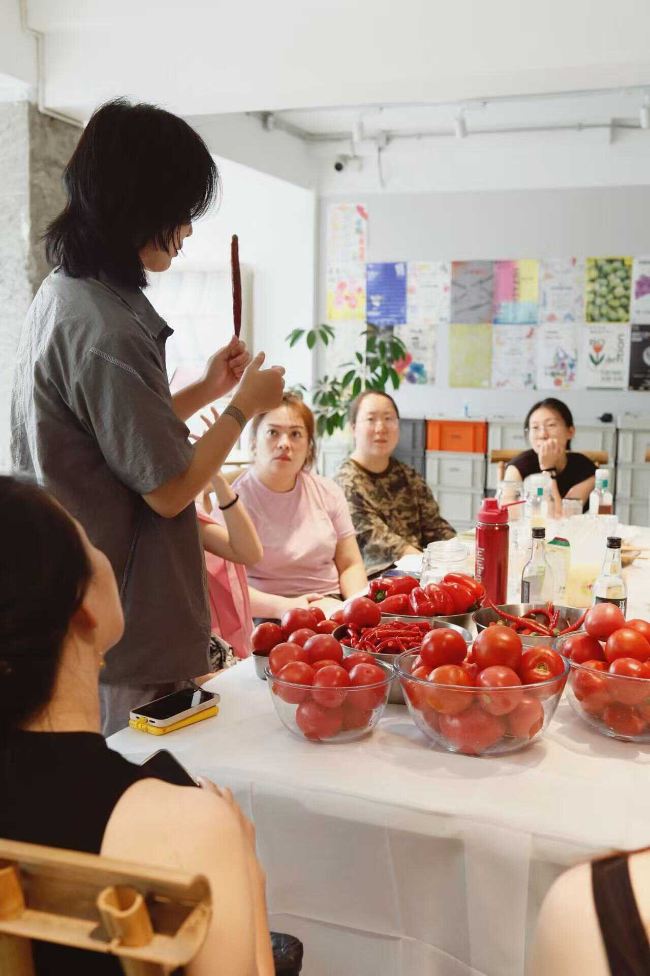 aHR0cHM6Ly91cGxvYWRlci5zaGltby5pbS9mL1NFMEVrUGJlejM3OWtwejEuanBnIXRodW1ibmFpbD9hY2Nlc3NUb2tlbj1leUpoYkdjaU9pSklVekkxTmlJc0ltdHBaQ0k2SW1SbFptRjFiSFFpTENKMGVYQWlPaUpLVjFRaWZRLmV5SmxlSEFpT2pFM056UXhNRGd3TmpVc0ltWnBiR1ZIVlVsRUlqb2lWMnhCY21ReGVuaDJXRk0zYlRCeE1pSXNJbWxoZENJNk1UYzNOREV3TnpjMk5Td2lhWE56SWpvaWRYQnNiMkZrWlhKZllXTmpaWE56WDNKbGMyOTFjbU5sSWl3aWNHRmhJam9pWVd4c09tRnNiRG9pTENKMWMyVnlTV1FpT2pRNE1ESTJNek45LlRlTXFTeEE2ZkVUODVFYzctMVZvQ3QtcGJ3UXY0VVgxeThmc2h6NmhFblE=