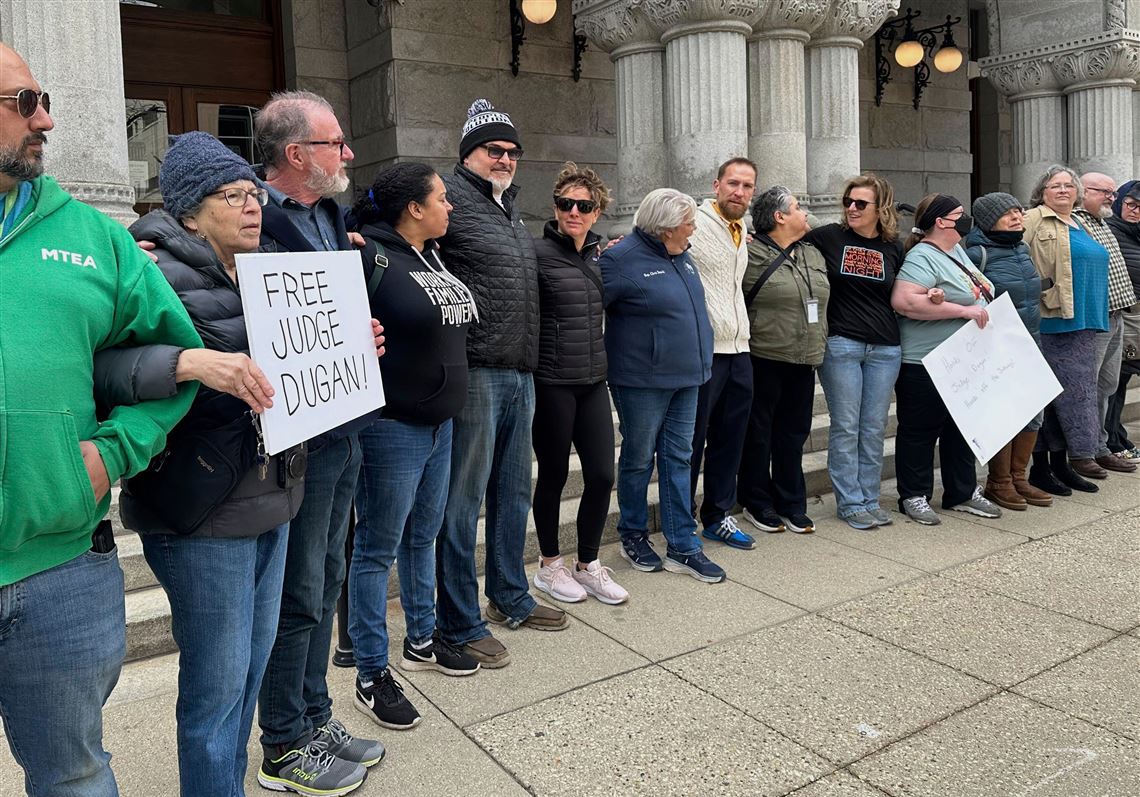 FBI arrests a Milwaukee judge