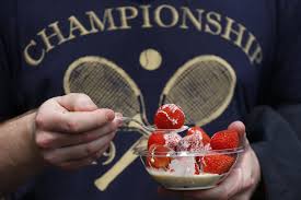 又到一年温网时，这个140 周岁的「英伦老绅士」还是个科技宅_百科TA说