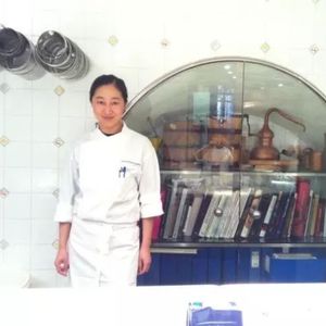 102 |西班牙| 巴塞罗那的四季滋味 - 灰格调、烤葱、蓝脚鸡和她的学厨生活