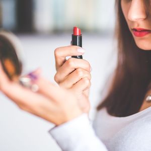 18.化妆？我爱化不化你管我！