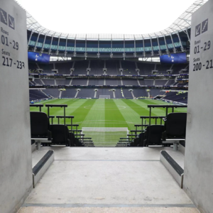 客场对阵狼队赛后复盘