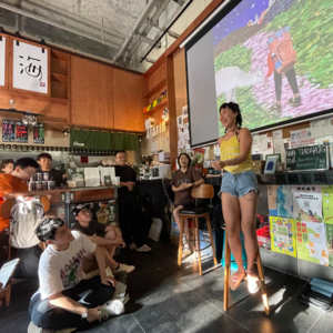 席外话04｜插画师玫瑰：你不能一辈子像一个小孩一样，一个劲地去延长你的童年
