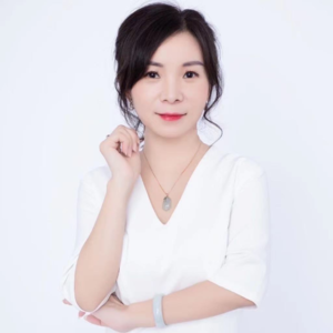 走出“35岁危机”困境，她成为心理倾听师，探索人生新领域