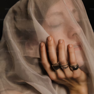 被催婚后，该如何继续生活？