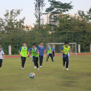 solo｜踢球三年，我终于敢上场比赛了