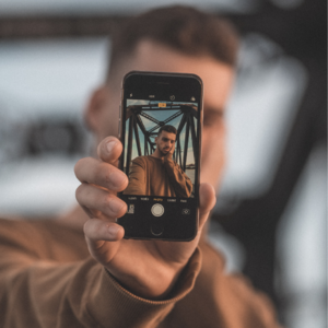 iPhone SE 4 有消息了