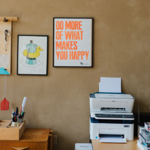 24. 社会角色:为他人演戏?还是成为自己的"导演"?