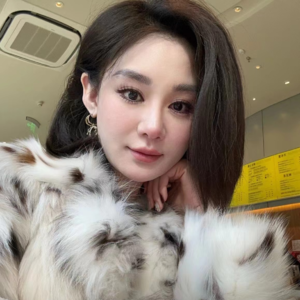 医美知识坦白局：女生︱ 注意面部这些变化 可以“锁鲜”吗？