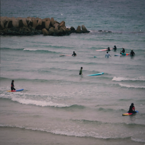 vol.04 冲浪初体验后，和“职场发小”聊聊运动和浪