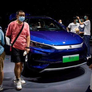 车价崩了，他们不买