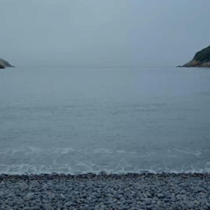 【白噪音】舟山的海 I 一起听海浪拍击碎石滩的声音