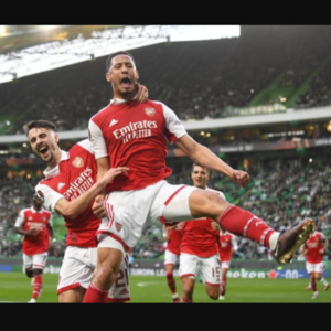 萨卡为什么要踢满90分钟？(阿森纳客场2：2里斯本竞技)