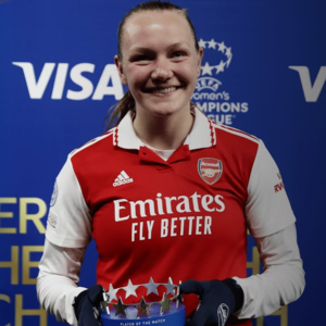 阿森纳女足——欧冠4强，我们来了！(阿森纳女足2：0拜仁女足)