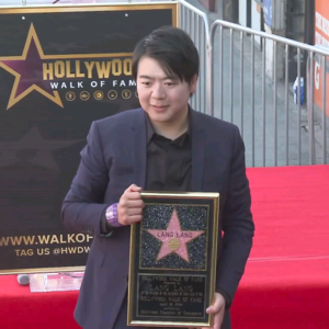 NBC｜中国首位音乐家：郎朗好莱坞星光大道摘星