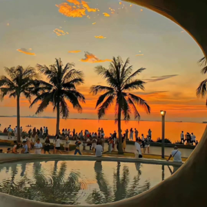 停止生长的友情:但你依旧是我的朋友,只是散落在了从前的岁月中