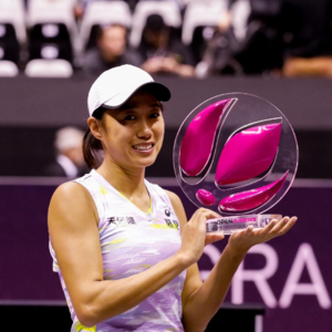 EP.40 张帅里昂首夺海外巡回赛单打冠军 纳达尔新年三连冠德约意外翻车