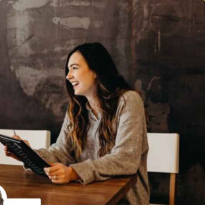 (双语)AEE-2:Interviewing in the United States