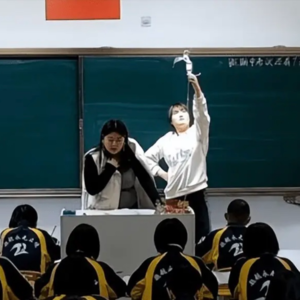 乡村教师生存图鉴:老师请假,全班停摆?
