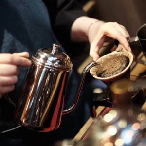 《被偷走的春天》第一集 我想喝一杯澳白 Kmokmo