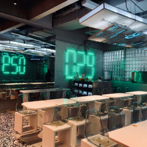 寥聊「LL」—— 落座