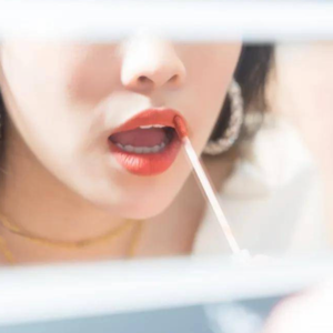 Vol.36 从花西子事件，聊聊国货美妆崛起后的困局