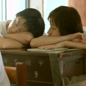 VOL.1《蓝色大门》易智言 - 你听 有门打开的声音