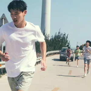 从《五个扑水的少年》聊聊翻拍电影的本土化