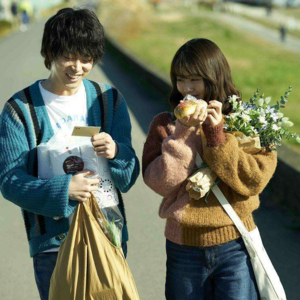 恋爱系列第一期：《花束般的恋爱》，我做着正确的事，却伤害了最爱的人