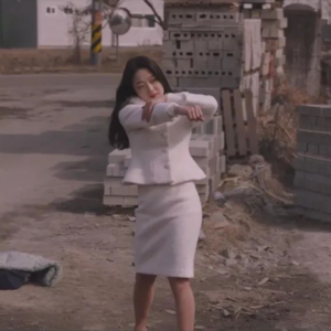 91. 即使面对高墙，鸡蛋也可以再滚一滚