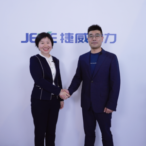 复星全球合伙人、捷威动力董事长王立普：动力电池的竞争格局远未定型