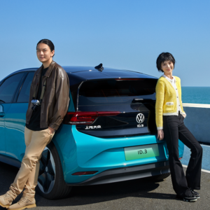 与白嵩、史策 一起，在科技中探索温暖与感动