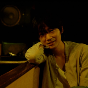 006 电影《影里》 6.6/10 —— 日浅我恨你是块木头