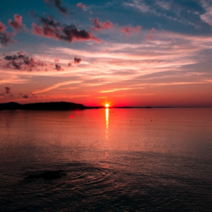 1.【晚安调频】夕阳醉了