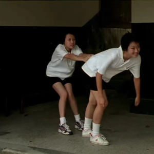 01女性情谊一种：能成为密友大概总带着爱