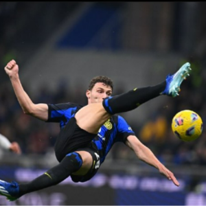 【意甲周报第23轮】国家德比属于蓝黑，争冠悬念还剩多少？