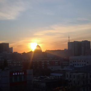 姥爷，下雪别忘穿棉袄