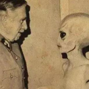 【捕月说】vol.018 飞碟坠毁被军方隐瞒？秘密解剖外星人尸体？罗斯威尔事件