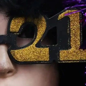 刚刚跨到的2021，可能是跨得最憋屈的一年