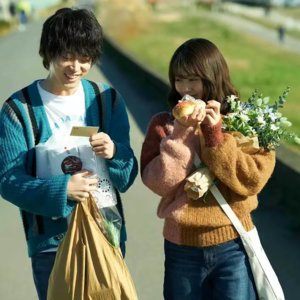 中年少女聊恋爱|爱情如同花束短暂，美好又徒劳