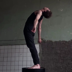 为什么爱越深越互相伤害