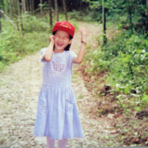 东亚母女：再见了妈妈！今晚我就要远航