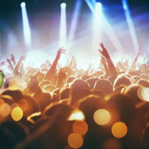 vol.14 过年怎么会无聊｜我们决定杀回KTV和夜店创造「新年俗」