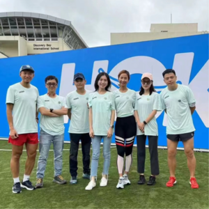 EP207: “临危受命、现场摇人、截跑关门选手、混乱中寻找秩序”——越野赛补给站的故事