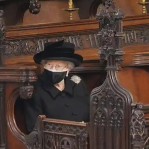 她，刚刚成为地球上最孤独的人