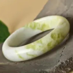 蓝田玉是什么玉？