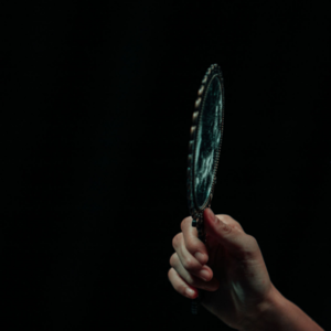 30. 只要知道为什么，人类就可以承受一切痛苦