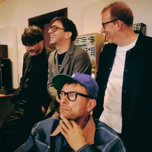 Blur发行新单,回忆糊团90年代的热门金曲