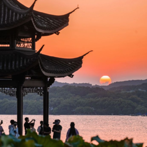 VOL.37 【中秋国庆SP】30+的你,敢抛下一切去新的城市工作吗?